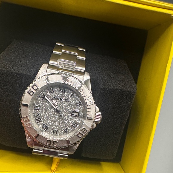 Invicta Angel Women’s Watch – Model 22706 – Swiss Ronda 515 – Brand New - Picture 3 of 8